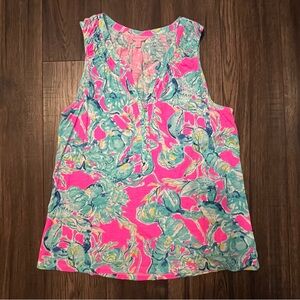 Lilly Pulitzer Essie Top Lobsters in size Large